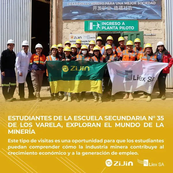 Estudiantes de Los Varelas en Zijin-Liex - 01