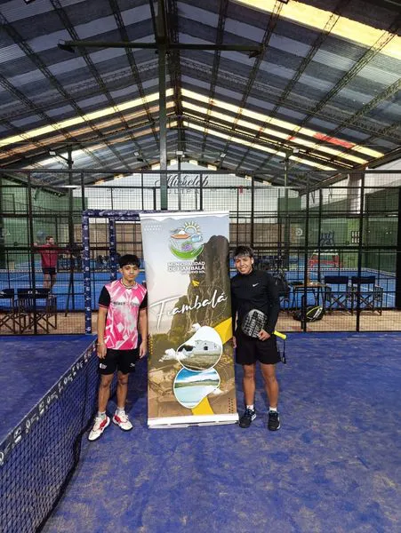 Campeones de Padel - 01