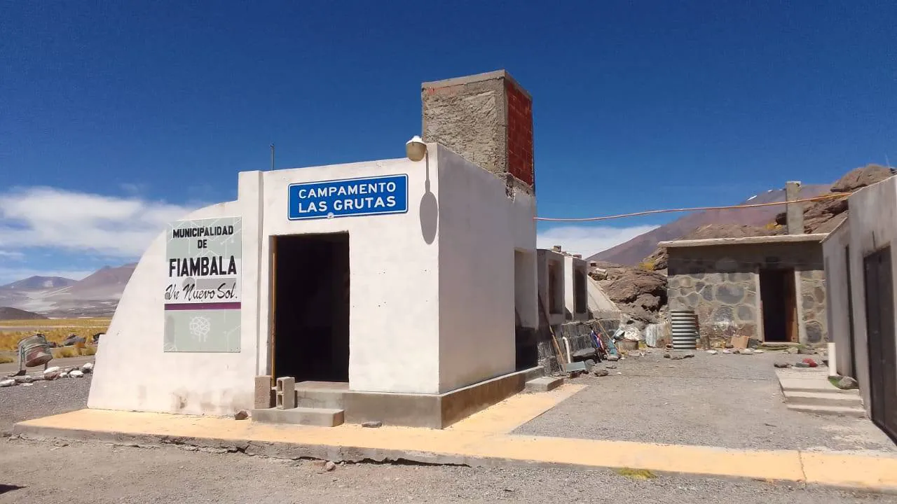 Parador Fronterizo - 01