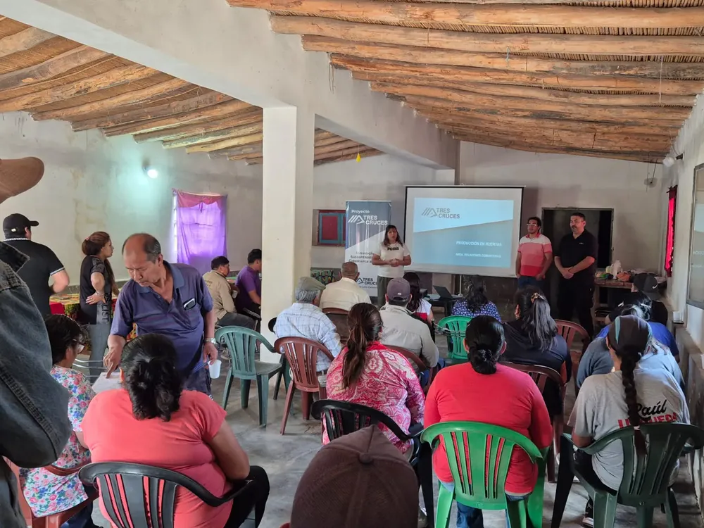 Tres Cruces en Antinaco y Punta del Agua - 02