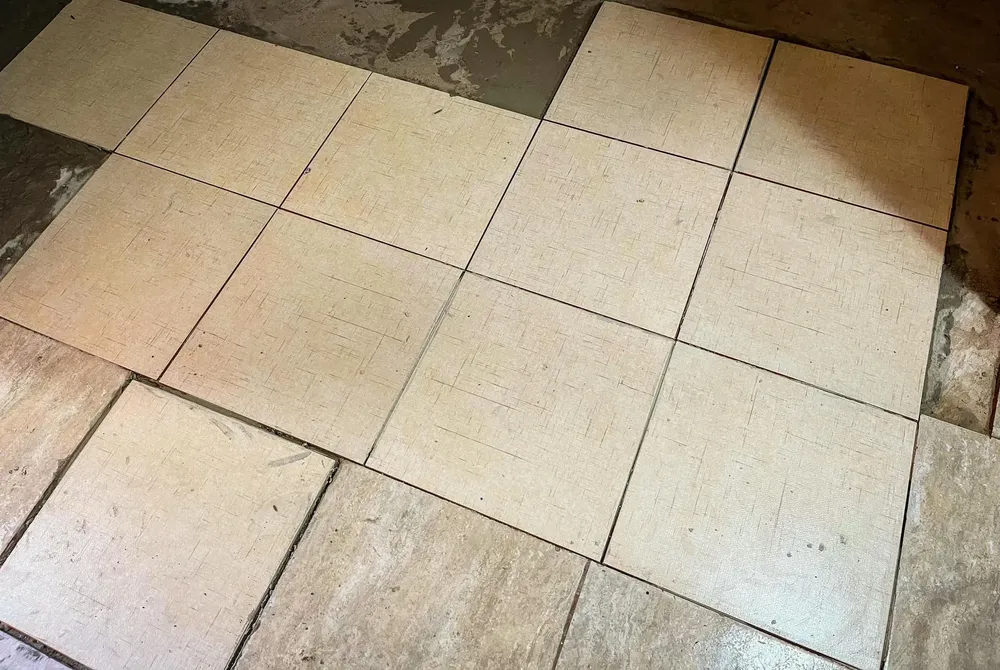 Baños Publicos Plaza Tinogasta - 02