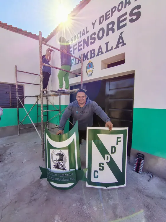 Defensores - CC Tinogasta - 11