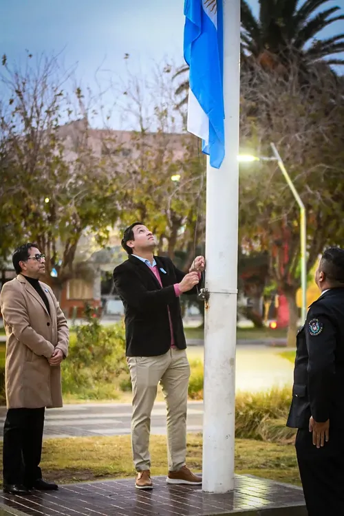 Acto del 25 de Mayo en Tinogasta - 02