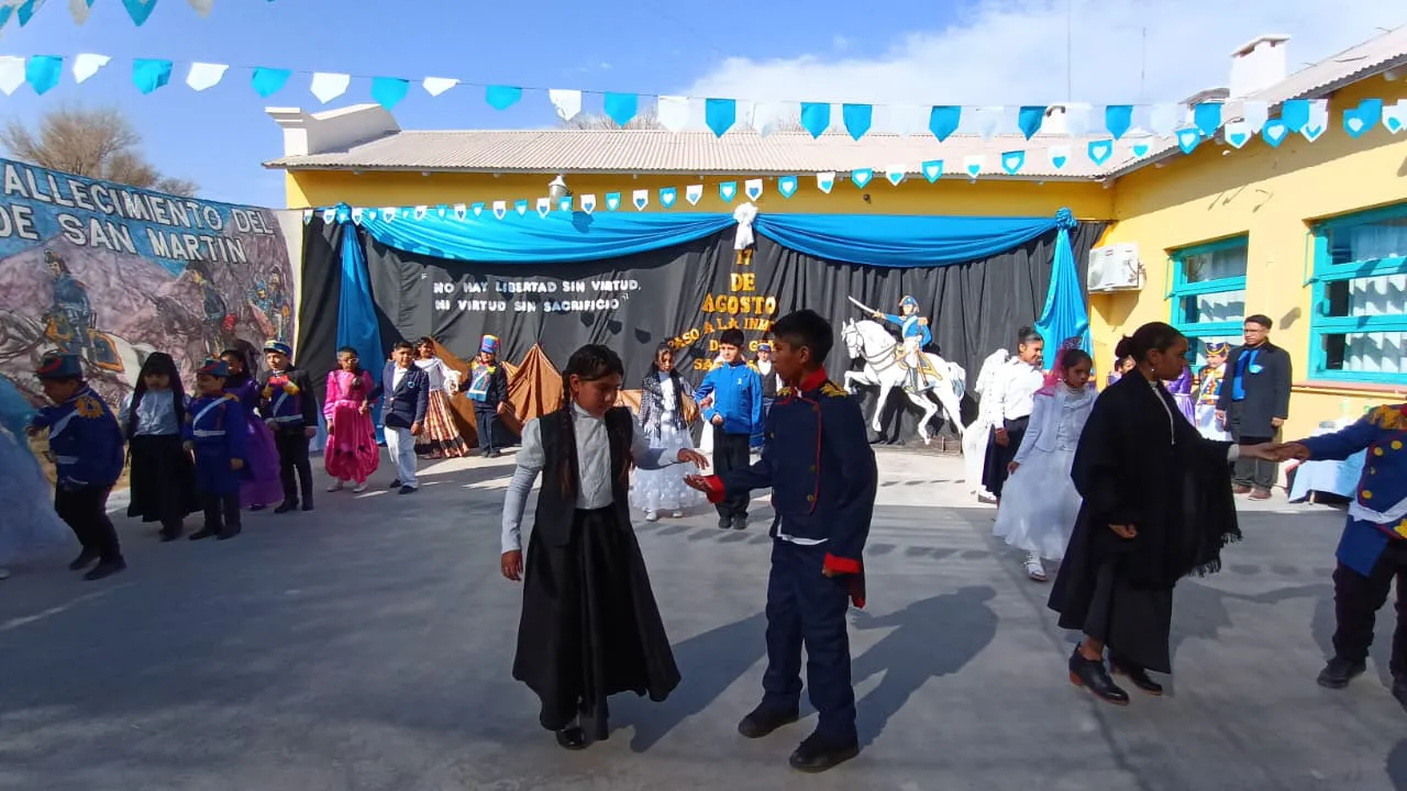 Acto 17 de agosto barrio San Pedro - (35)