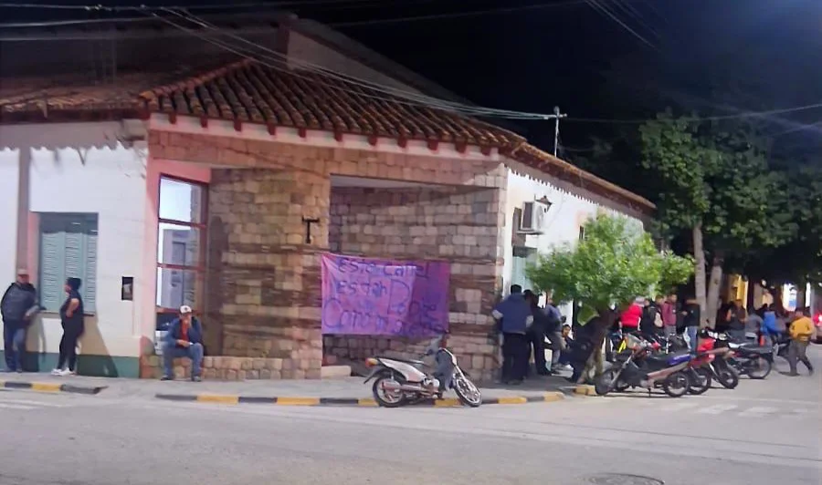 Reclamo en Belen - 06