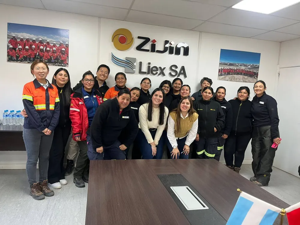 Taller Zijin-Liex - Municipalidad - 02