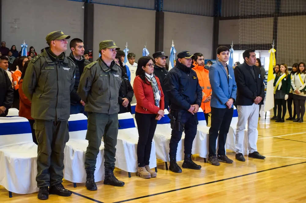 Dia de la Bandera en Tinogasta - 10