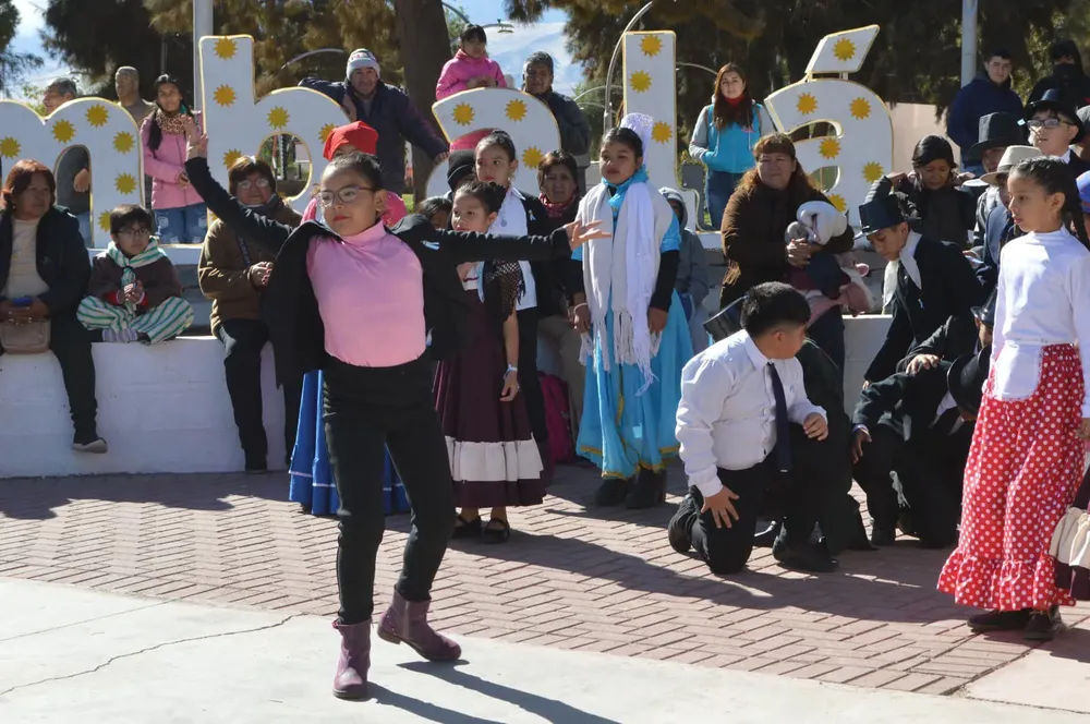 Acto por el Dia de la Escarapela - 10