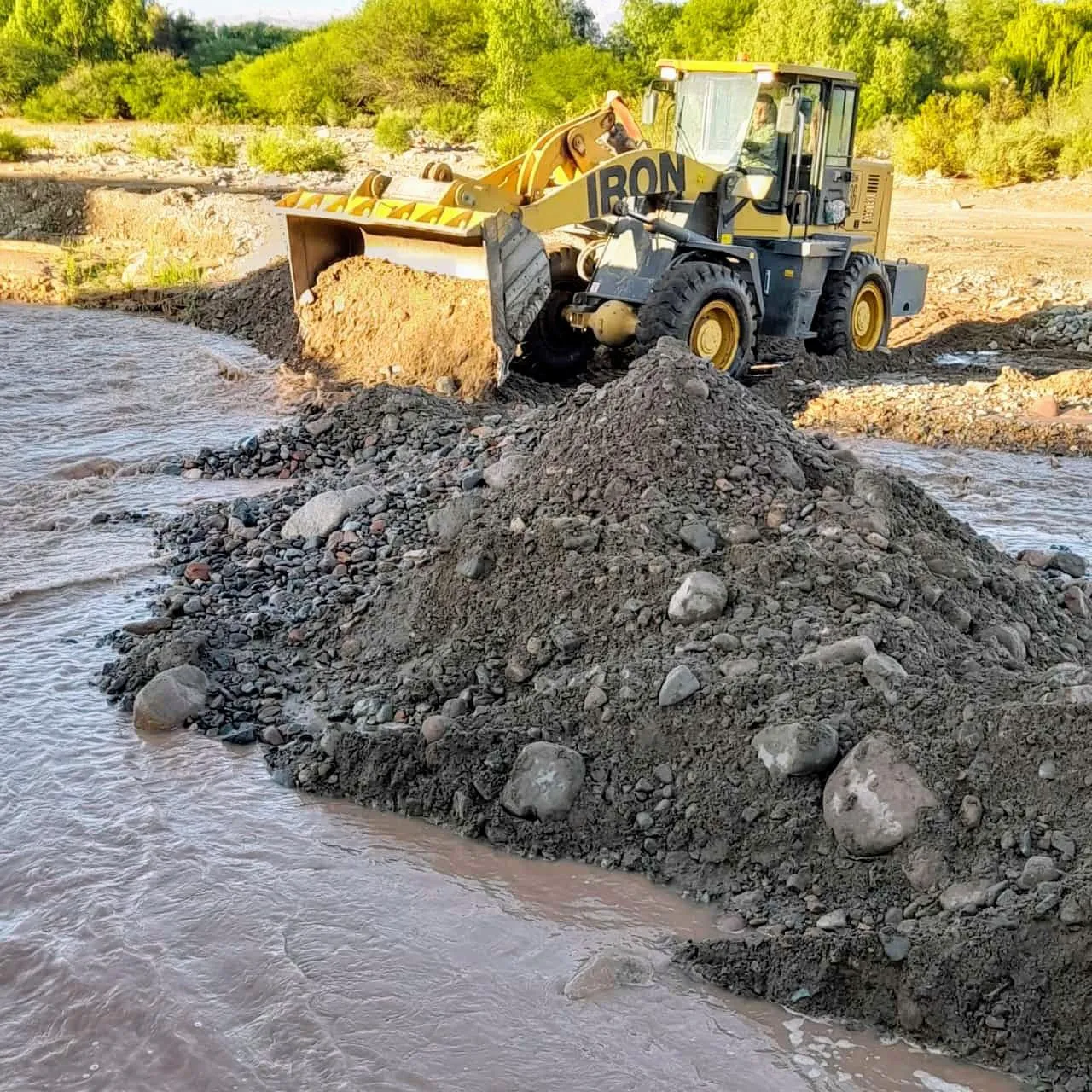 Trabajos de maquinas municipales