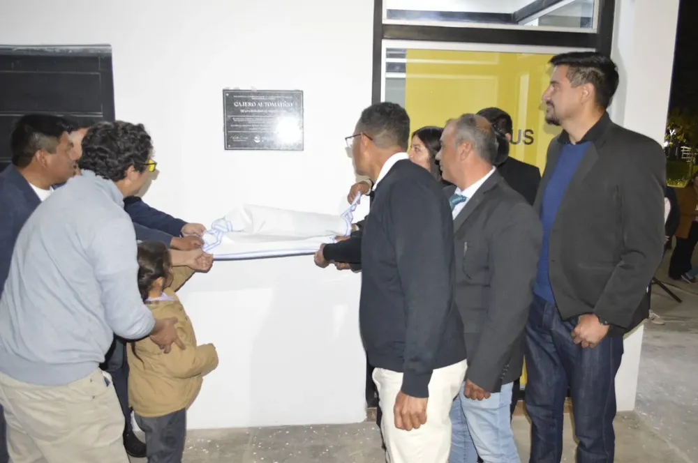 Inauguraciones en Palo Blanco - 01