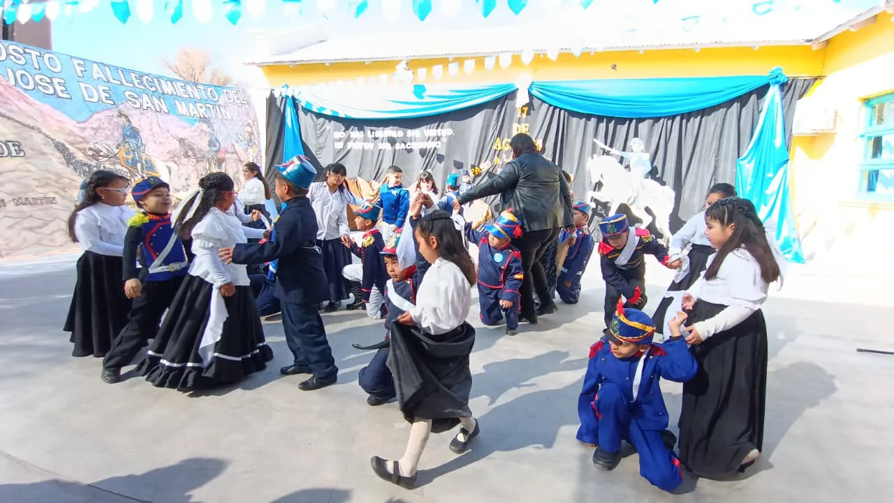 Acto 17 de agosto barrio San Pedro - (39)