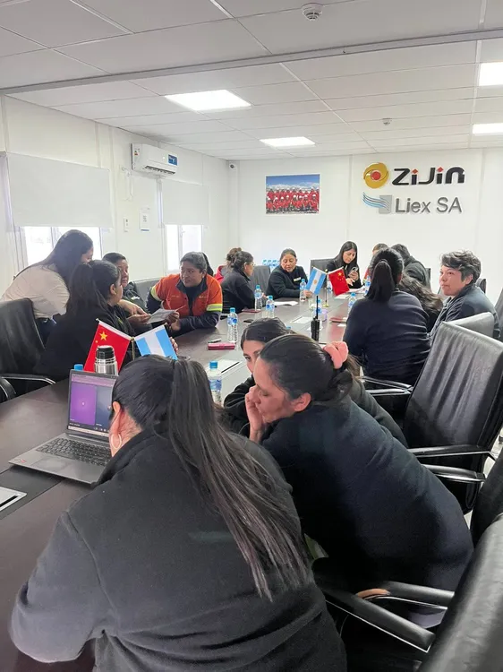 Taller Zijin-Liex - Municipalidad - 04
