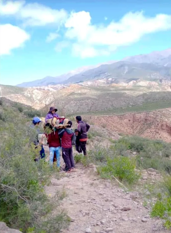 Traslado de Mujer en angarillas - 02
