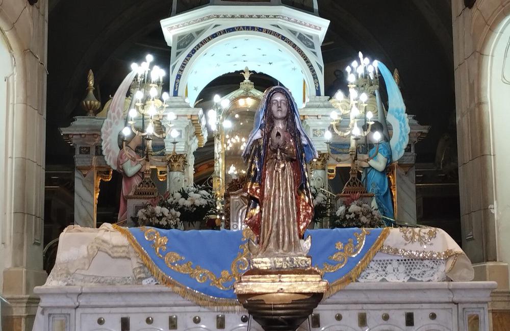 Nuevo Manto Virgen del Valle - 01