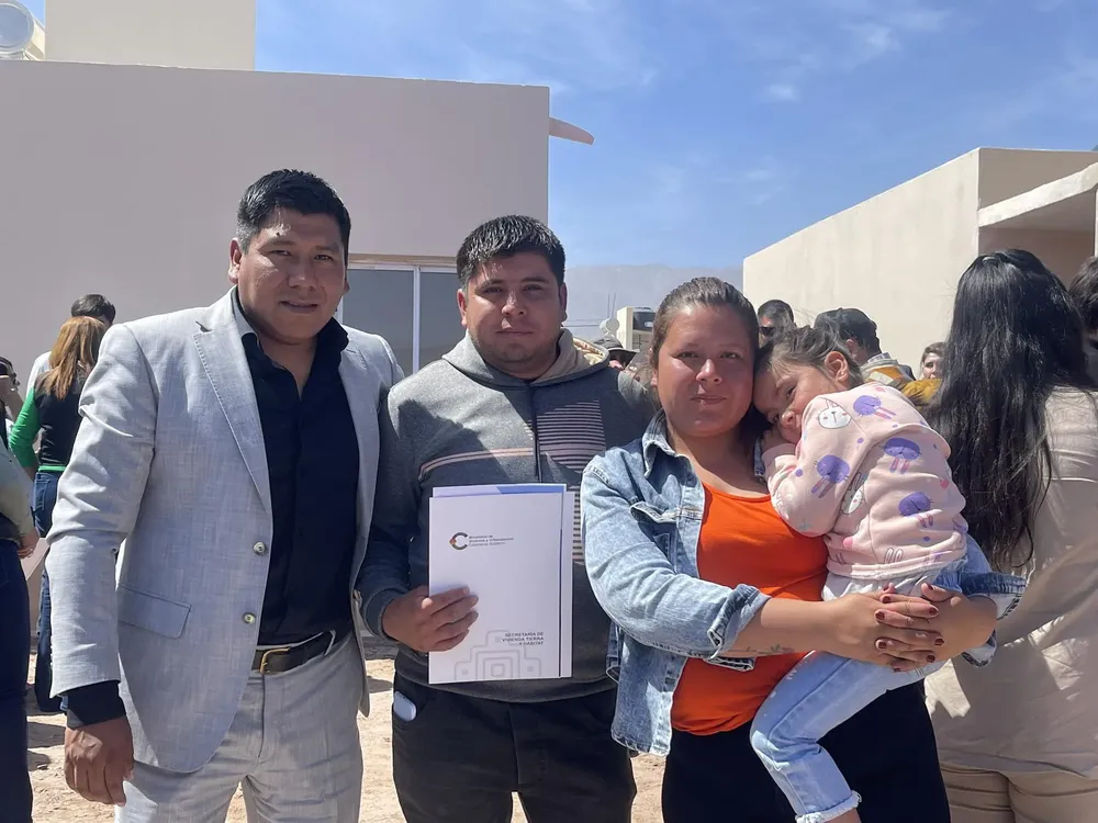 Entrega de Viviendas - 07