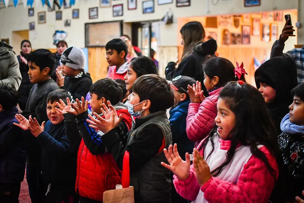 Entrega de Abrigos - 10