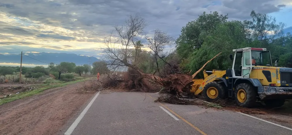 Corte Ruta 60 por lluvias - 01