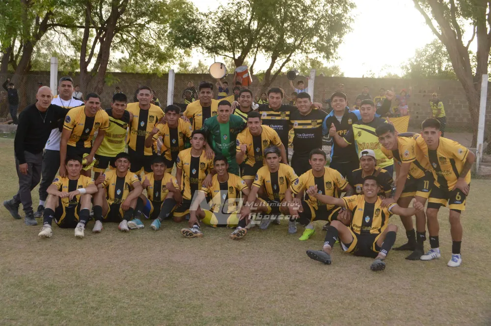 Peñarol - Gral.Navarro - 01