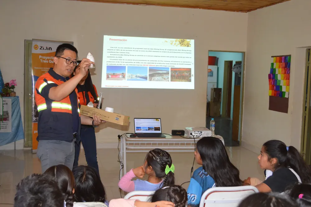 Zijin - Liex en Punta del Agua - 02