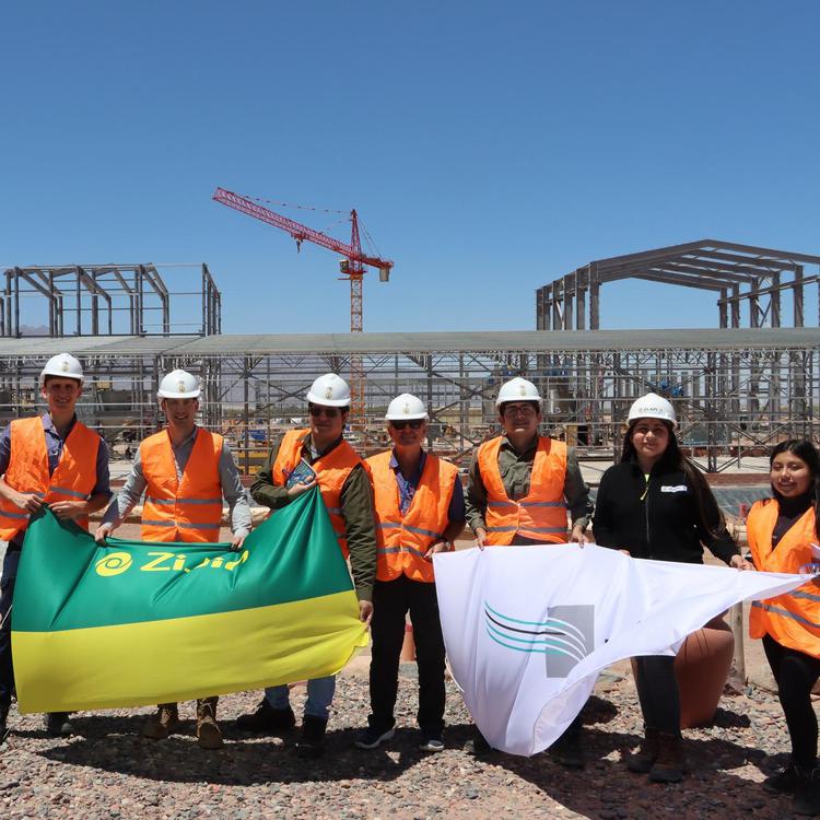 Estudiantes de Ingieneria en Zijin-Liex - 10
