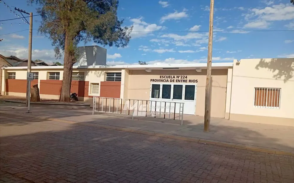 Escuela 224 Refaccionada - 00