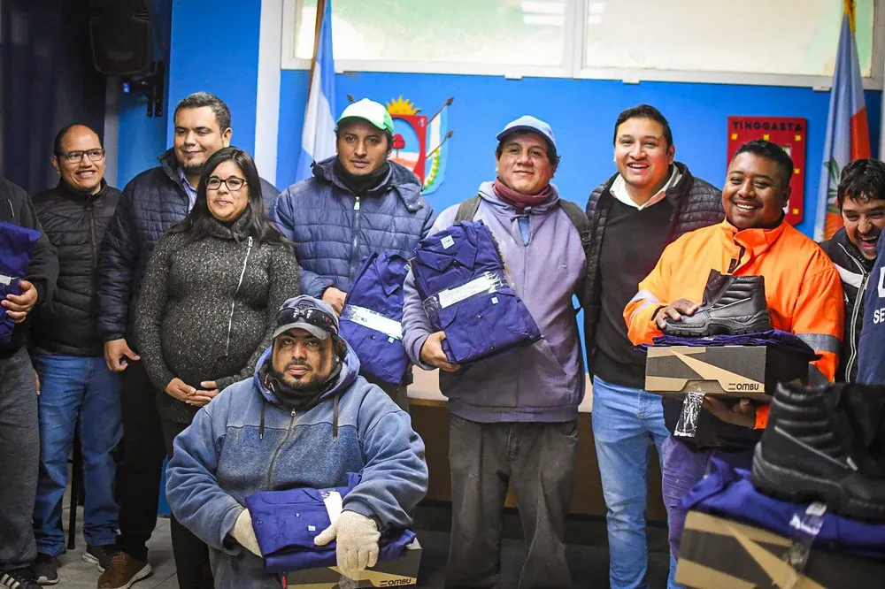 Entrega de Indumentaria Tinogasta - 04