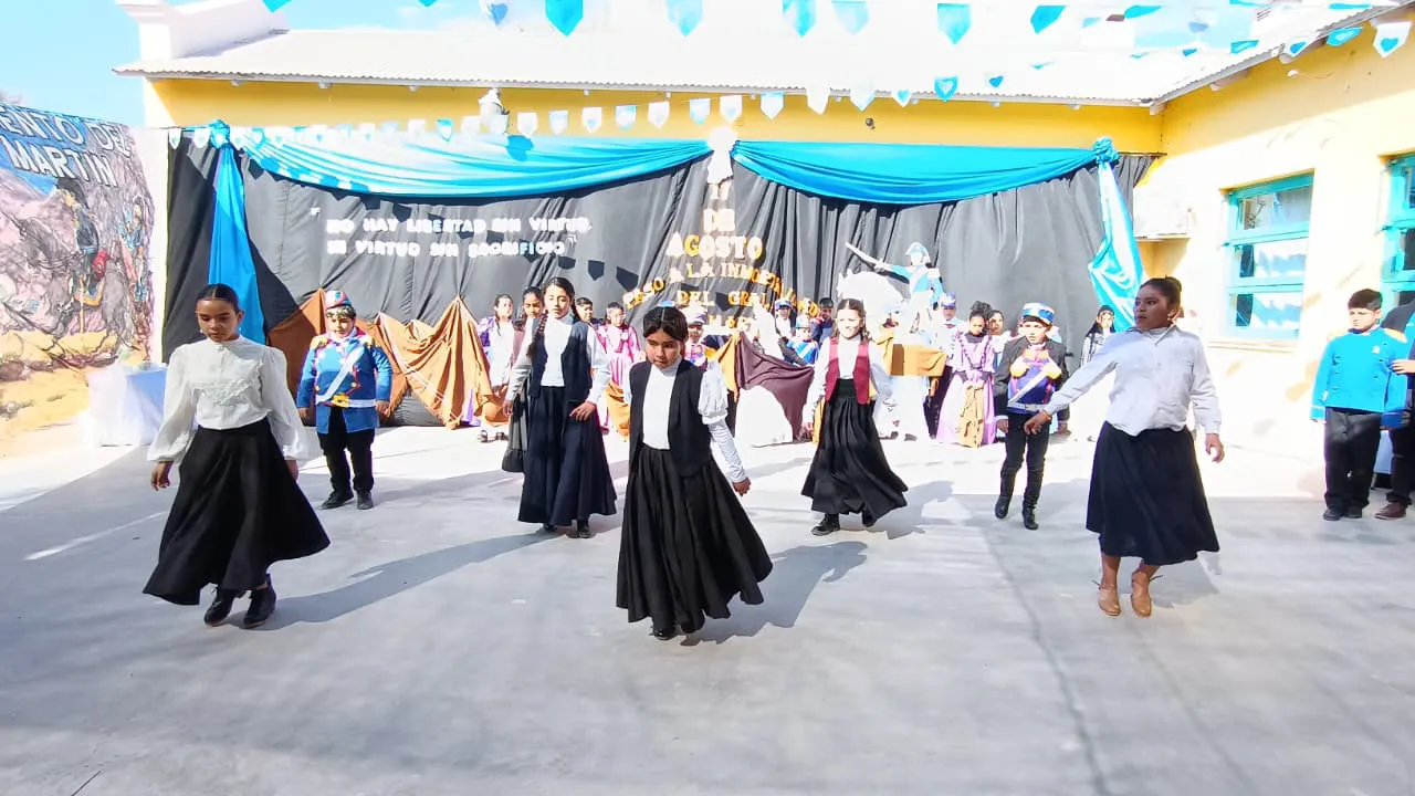 Acto 17 de agosto barrio San Pedro - (6)