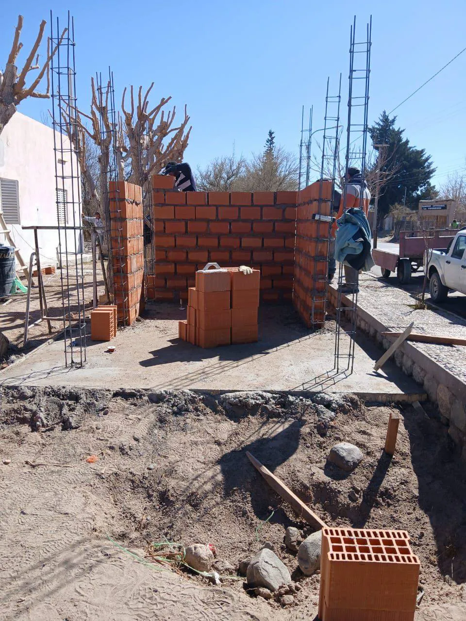 Construccion Cajero en Medanitos - 01