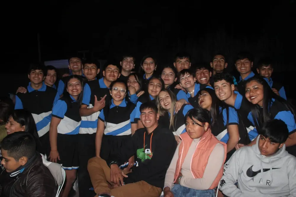 Presentacion de Buzos Palo Blanco - 07