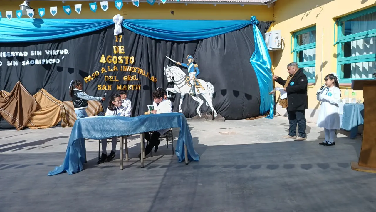 Acto 17 de agosto barrio San Pedro - (7)