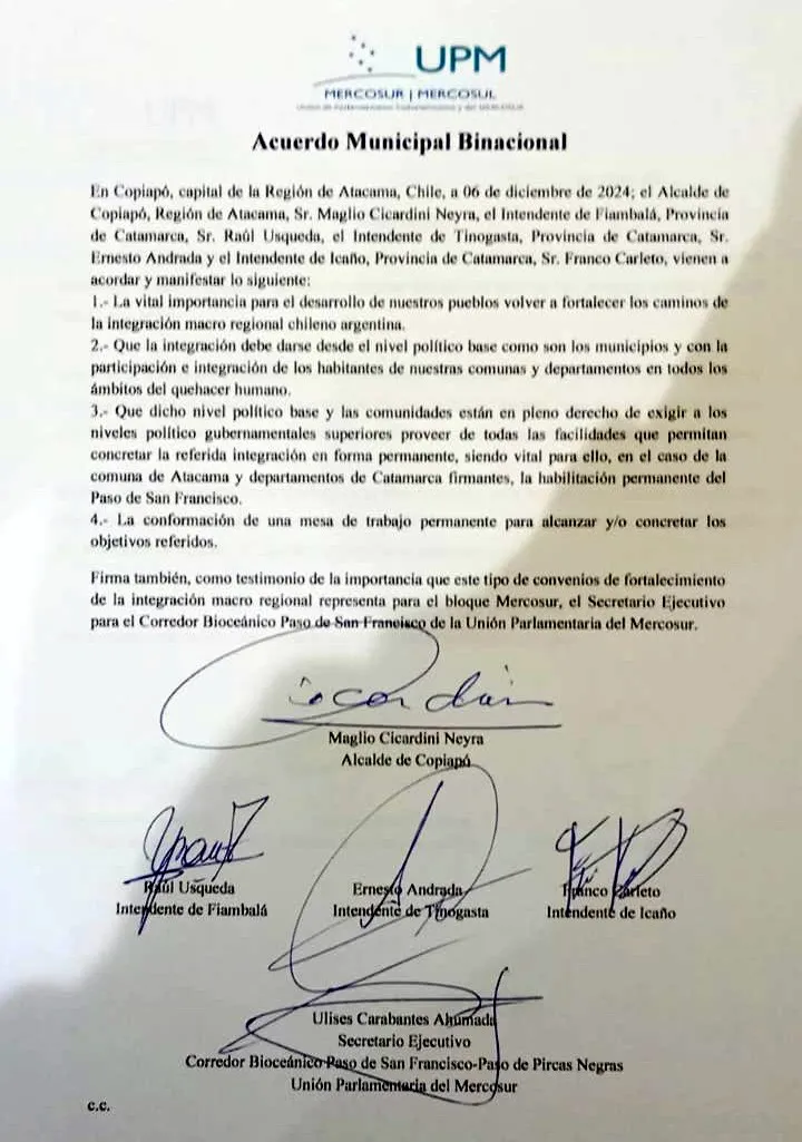 Firma de Convenio en Chile - 03