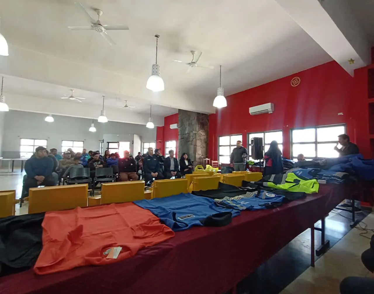 Presentacion de Indumentaria y Semaforos - 10