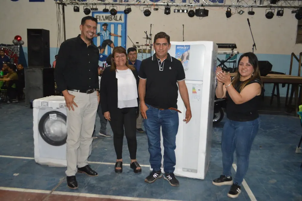 Dia del Empleado Municipal - (66)