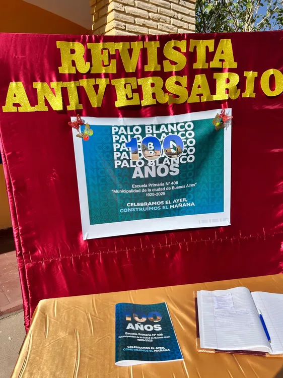 Tres Cruces en Aniversario Escuela Palo Blanco - 04