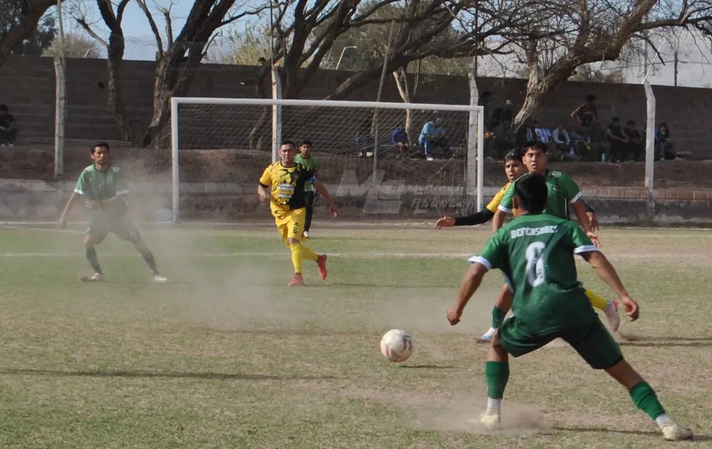 Defensores - Peñarol - 04