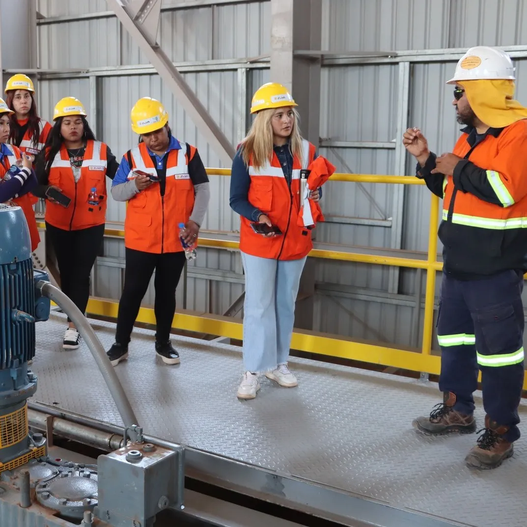 Visita escudiantes del IESF - 05