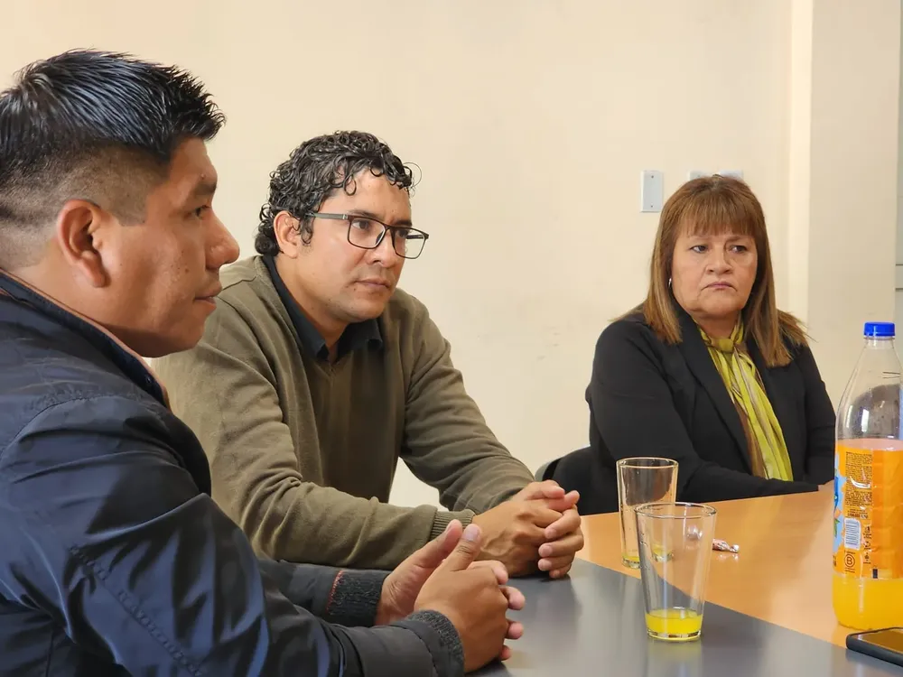 Reunion Raul Usqueda con concejales - 01