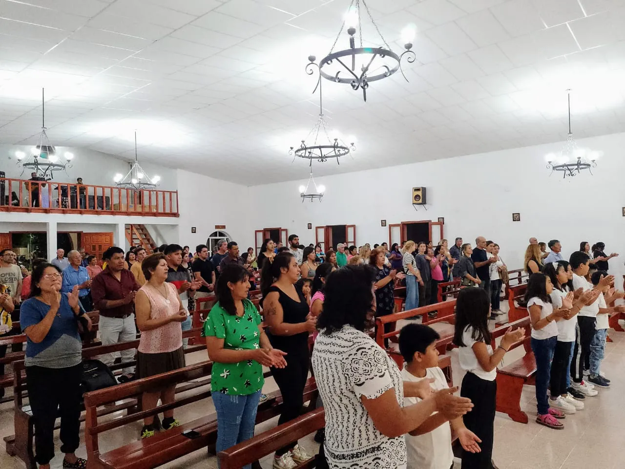 Misa Comunitaria de Pascuas - 02