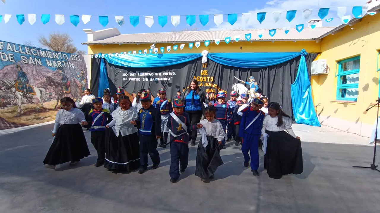 Acto 17 de agosto barrio San Pedro - (31)