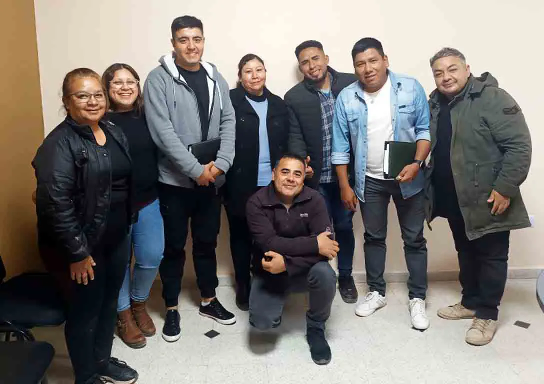 Raul Usqueda con docentes Escuela 396 - 01