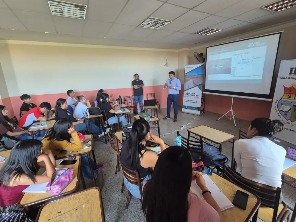 Charla Tres Cruces IESF - 01