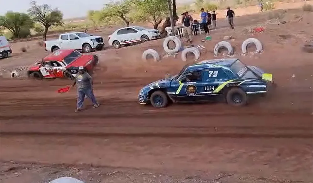 Carrera de Autos Tinogasta