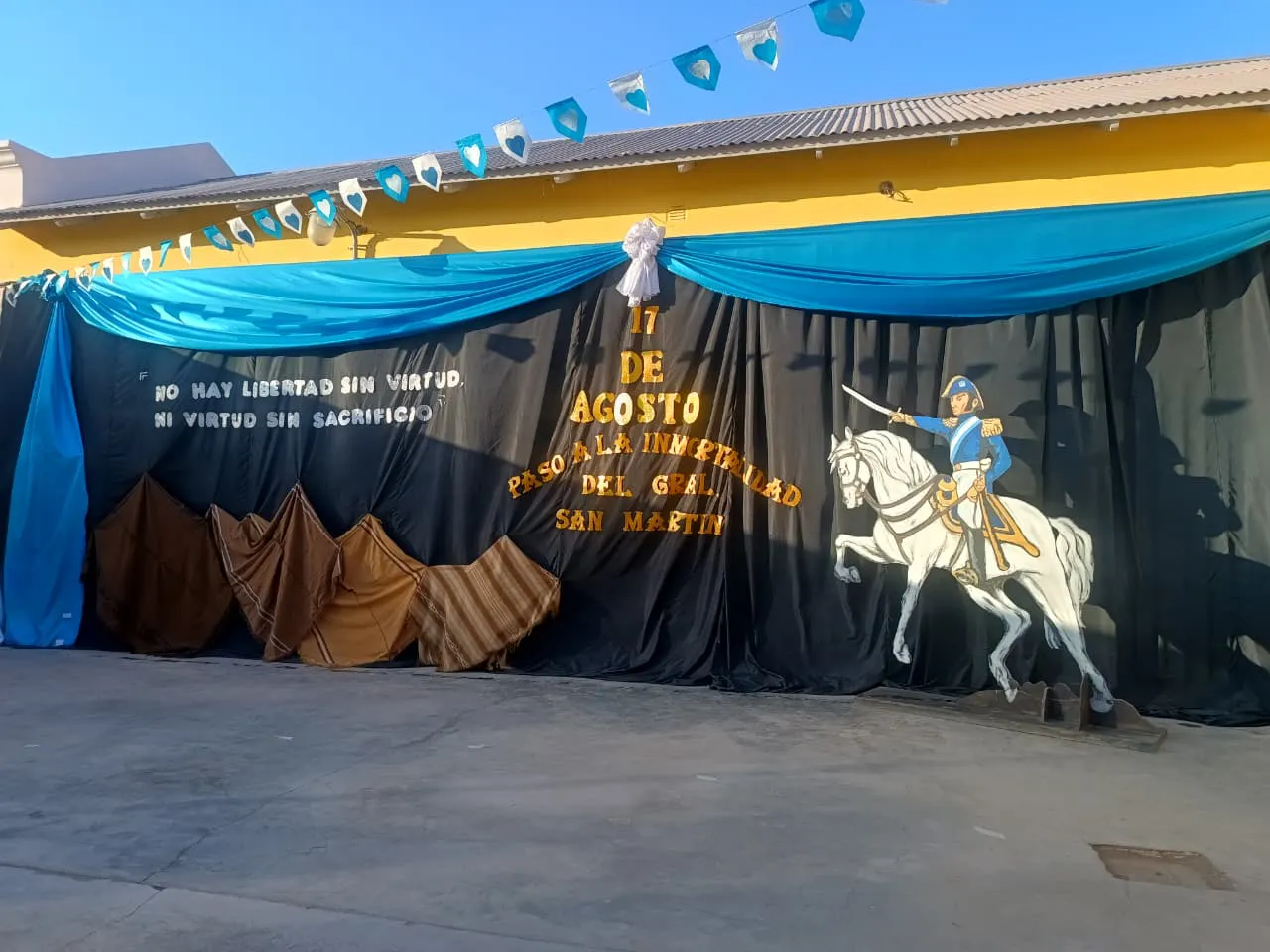 Acto 17 de agosto barrio San Pedro - (10)