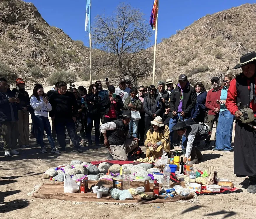 Homenaje a la Pachamama en Taton - 14