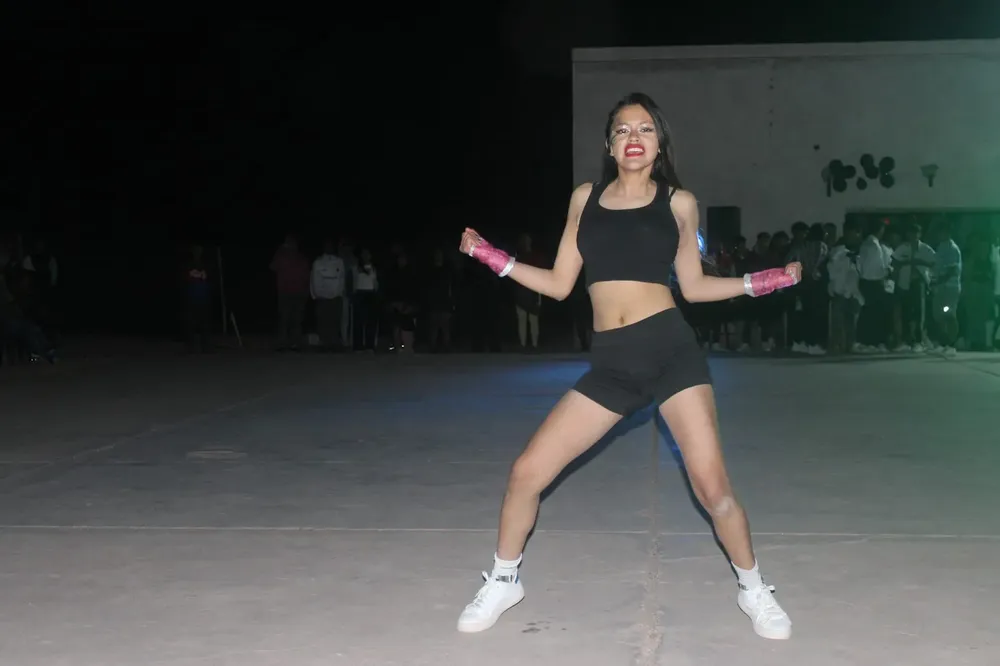 Presentacion de Buzos Palo Blanco - 05