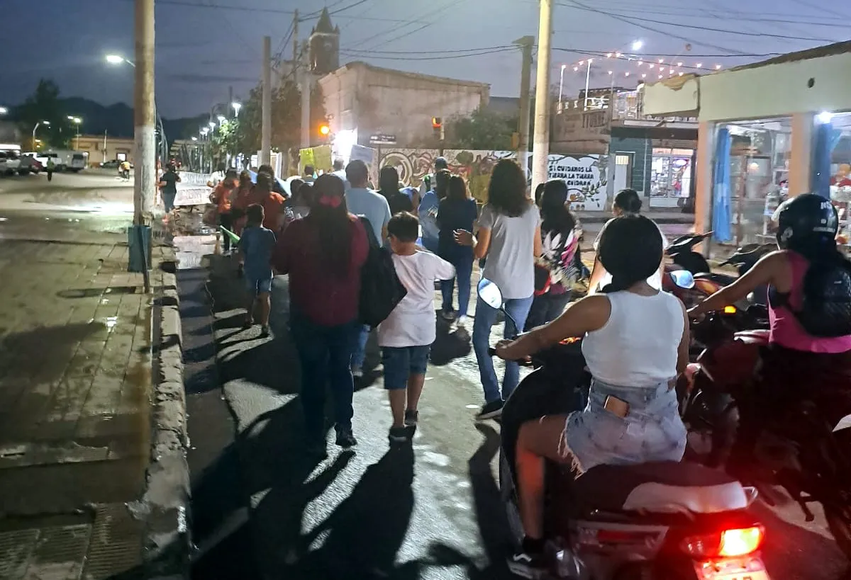 Reclamo Salud Tinogasta - 04