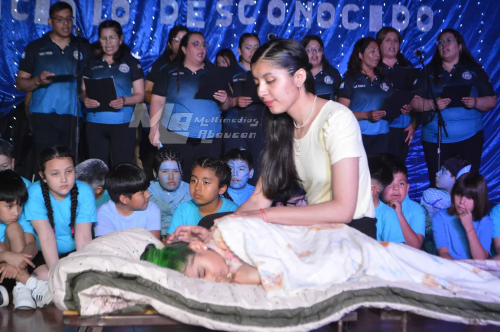 Muestra Anual Esc 224 - 14