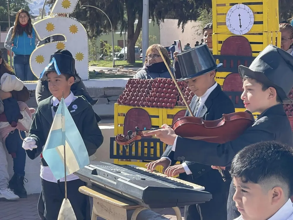 Acto por el Dia de la Escarapela - 05