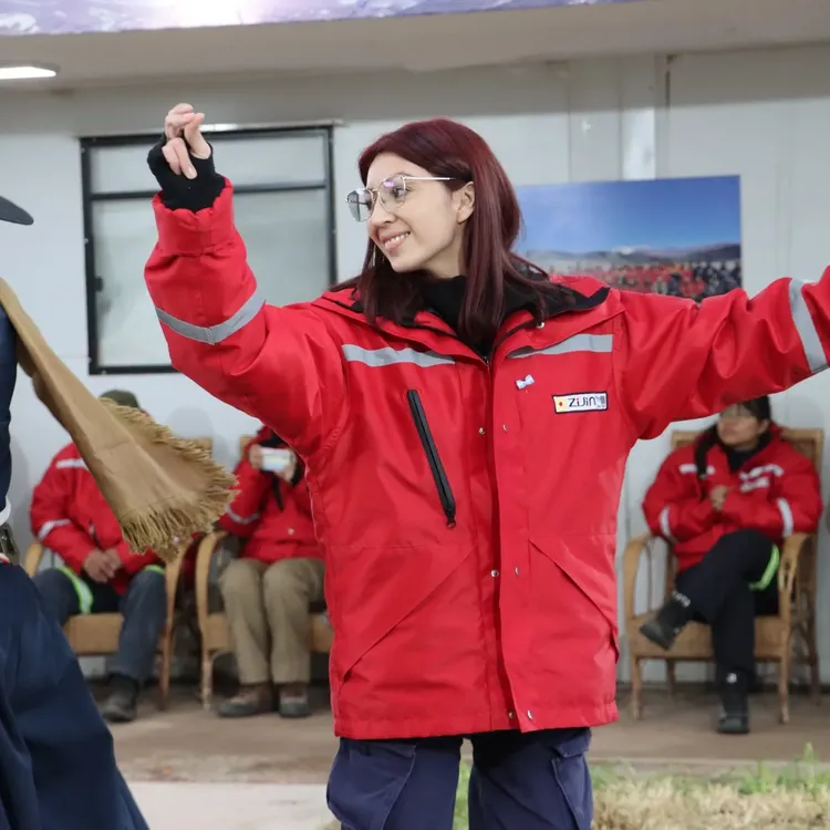 25 de Mayo Zijin-Liex - 02