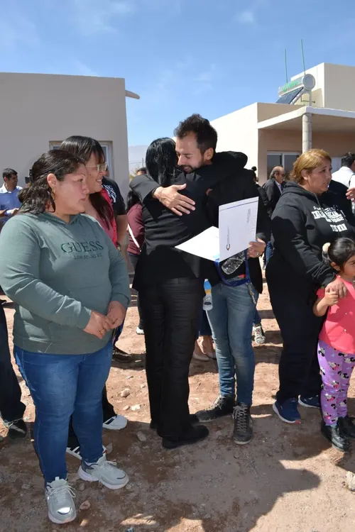 Entrega de Viviendas - 15